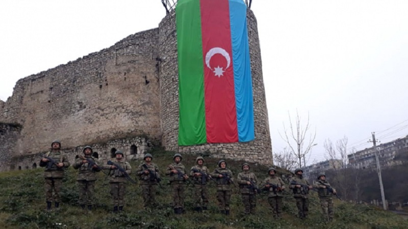Azerbaijan Army honors memory of Patriotic War martyrs (VIDEO)
