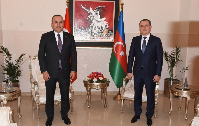 Azerbaijani, Turkish FMs discuss bilateral cooperation agenda