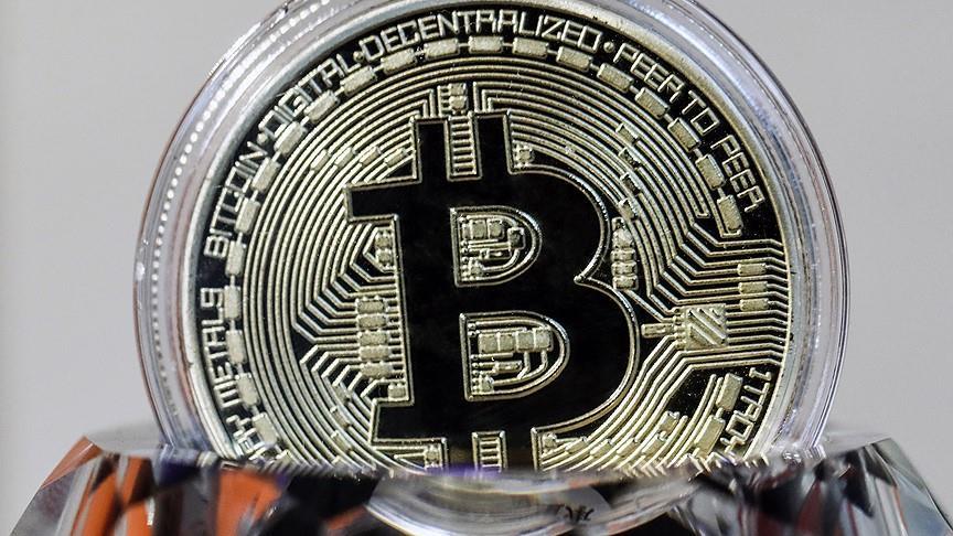 Bitcoin steams to new record and nears $1 trillion market cap