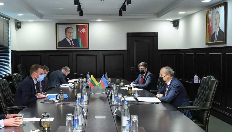 Azerbaijan keen to expand trade, economic ties with Lithuania, minister says