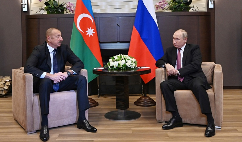 Azerbaijani, Russian presidents hold meeting in Sochi