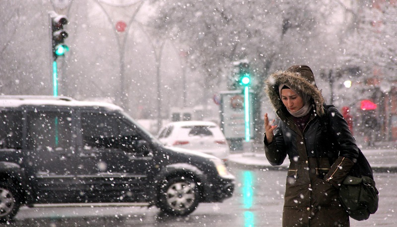 Schools shut in eastern, northern Turkey due to heavy snowfall