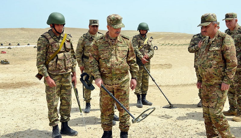 Azerbaijani defense minister inspects newly-commissioned military training infrastructure (VIDEO)
