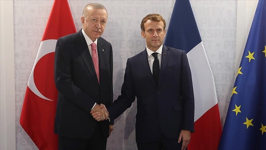 Turkish, French leaders discuss Swedish, Finnish NATO bids