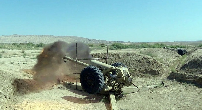 Azerbaijani army’s artillery units conduct live-fire drills (VIDEO)