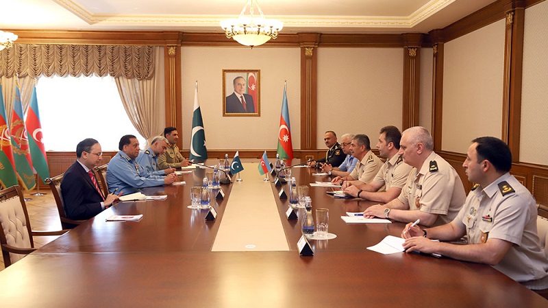 Azerbaijan, Pakistan discuss further expansion of military cooperation 