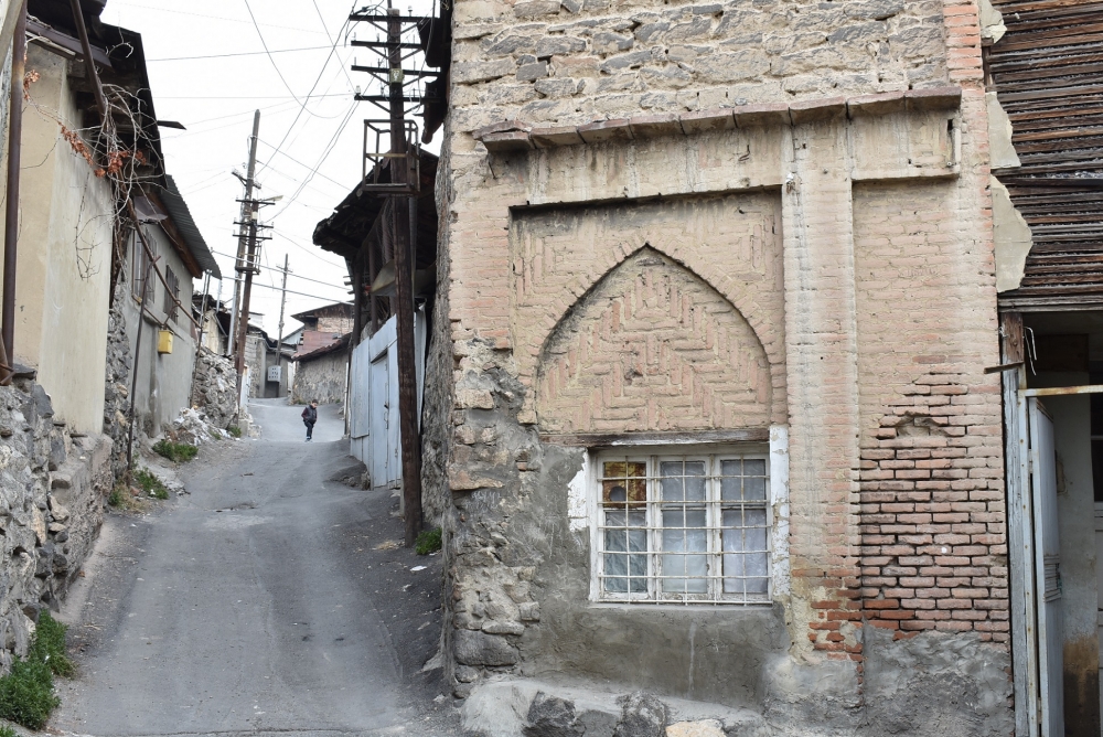 Azerbaijan appeals to UNESCO on cultural genocide committed against heritage of Azerbaijani people in Tapabashi quarter of Yerevan