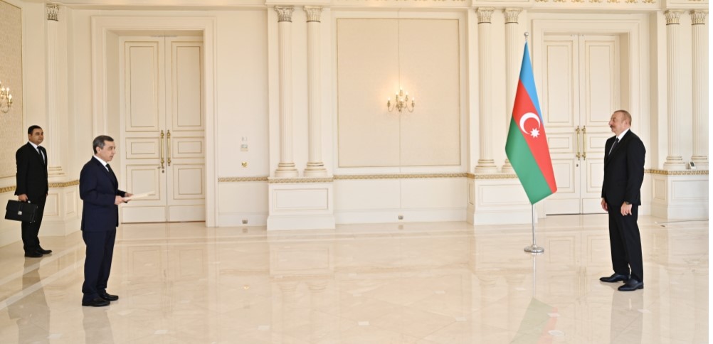 President Ilham Aliyev received credentials of incoming ambassador of Turkmenistan