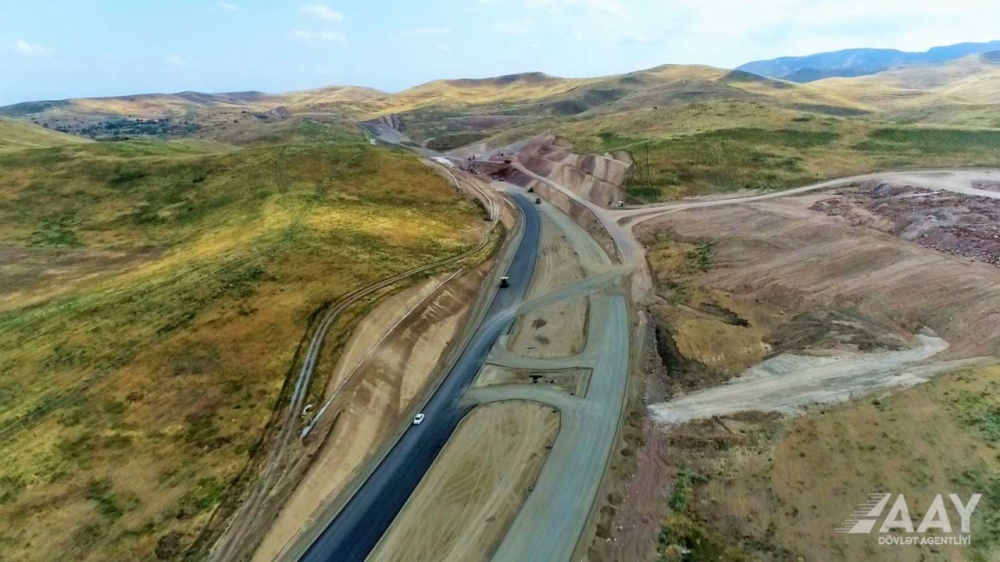 Azerbaijan: Construction of Fuzuli-Hadrut highway enters final stage (PHOTO)