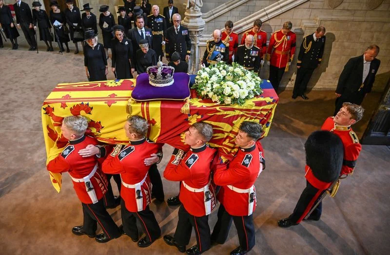 Queen Elizabeth's funeral 'will unite' world as mourners queue for miles