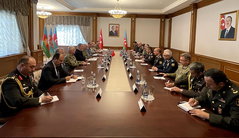 Azerbaijani, Turkish defense ministers meet in Baku 