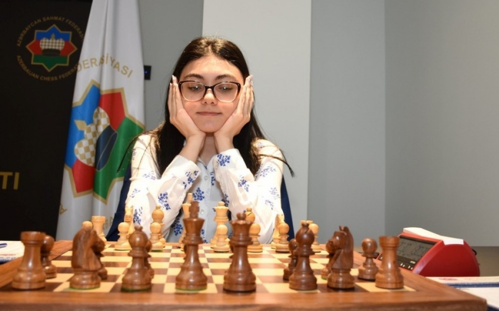 Azerbaijani female chess player defeat Armenian rival