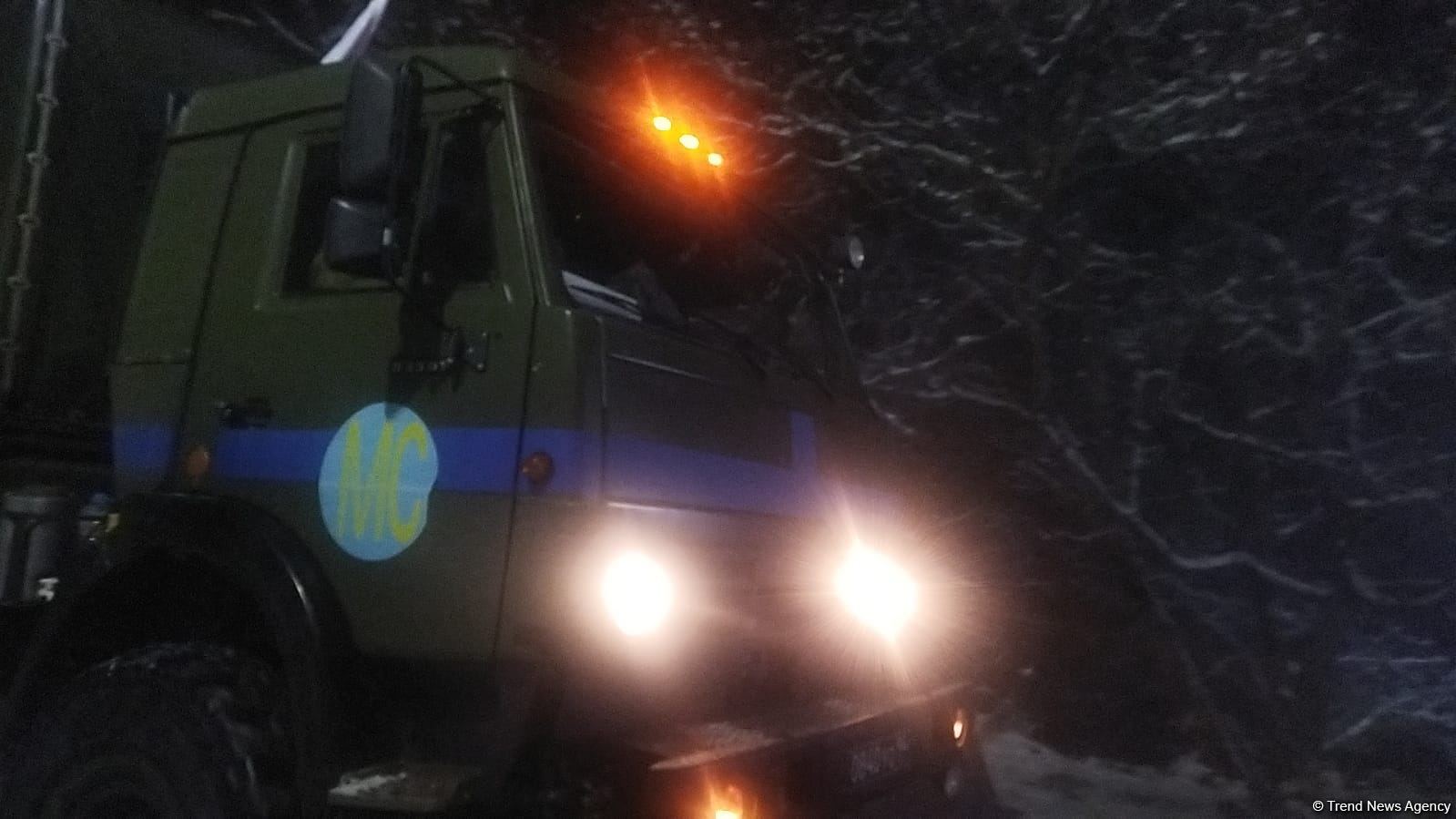 More vehicles of Russian peacekeepers drive freely along Azerbaijan's Lachin-Khankendi road