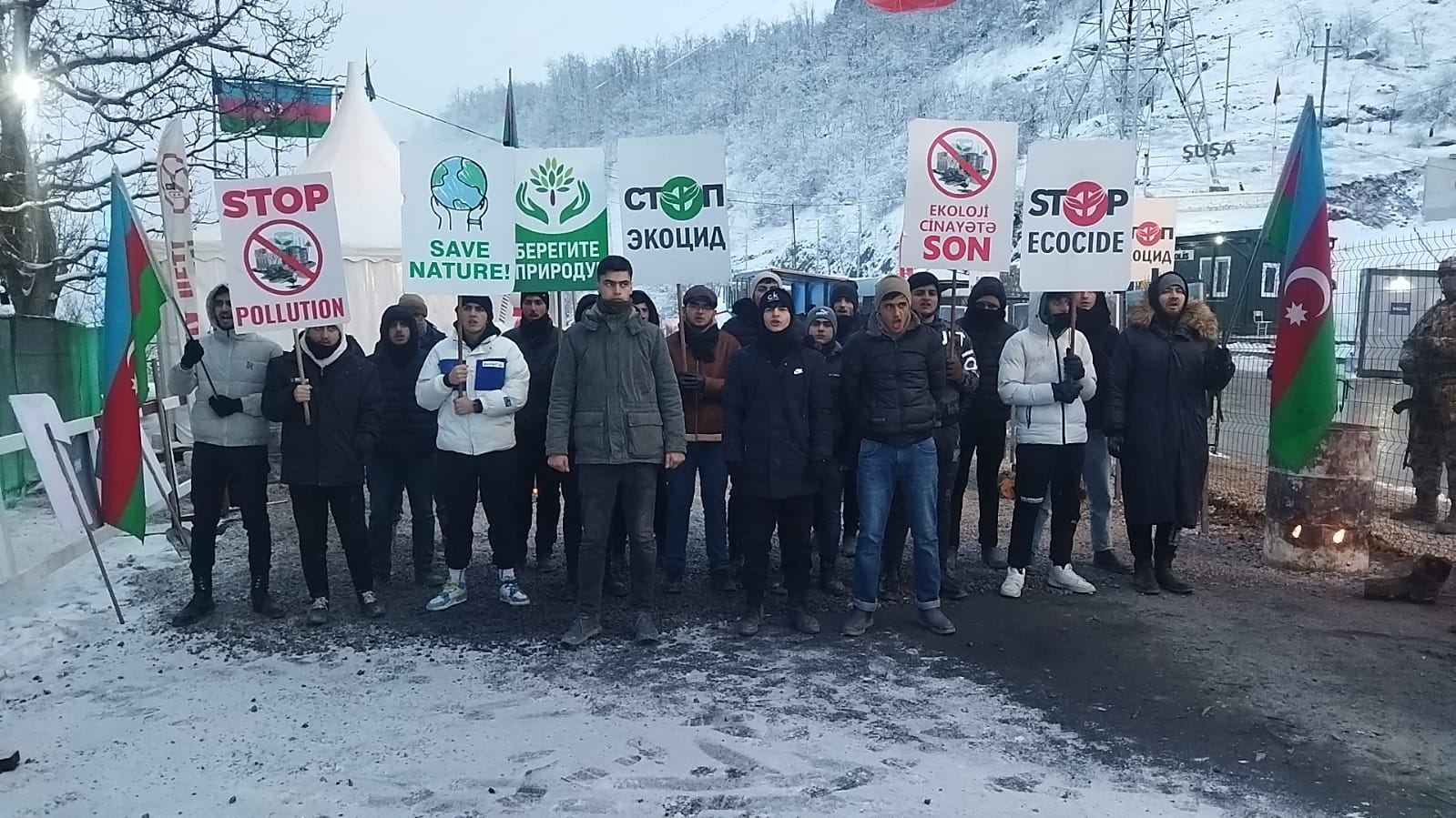 Peaceful protests of Azerbaijanis on Lachin-Khankandi road enter 33rd day 