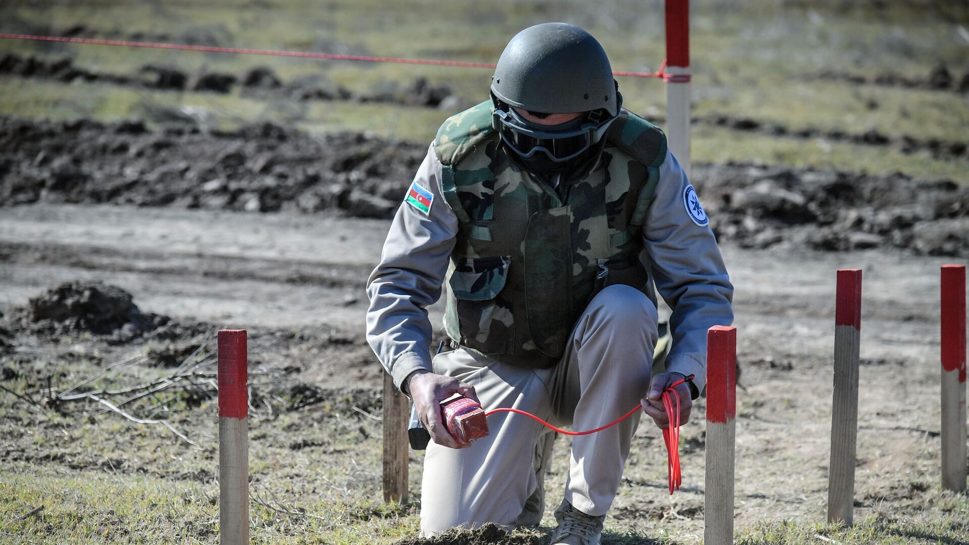 Azerbaijan defuses over 600 landmines in its liberated territories last week