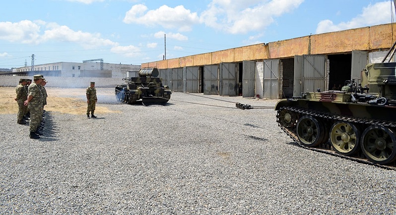 Azerbaijan’s Defense Ministry: Sessions held with chiefs of armored tank service